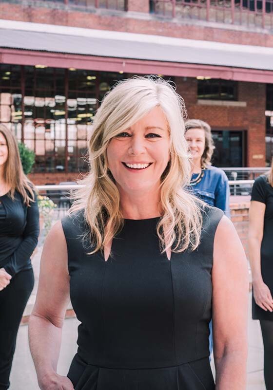 lisa-ellis-team